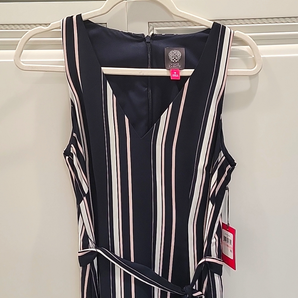 Vince Camuto Sleeveless Dress NWT! Size 10